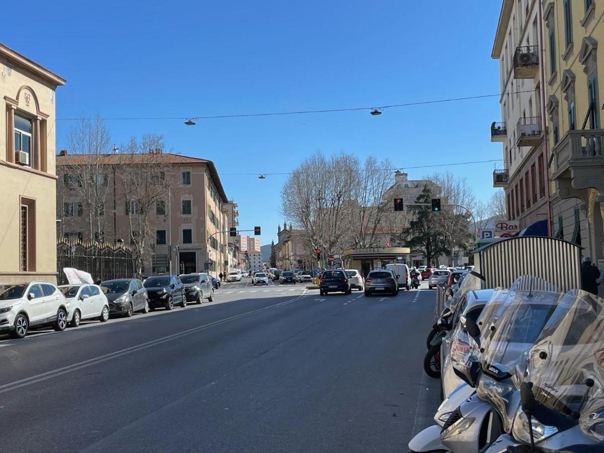 Kia Orana Guesthouse Livorno Bagian luar foto